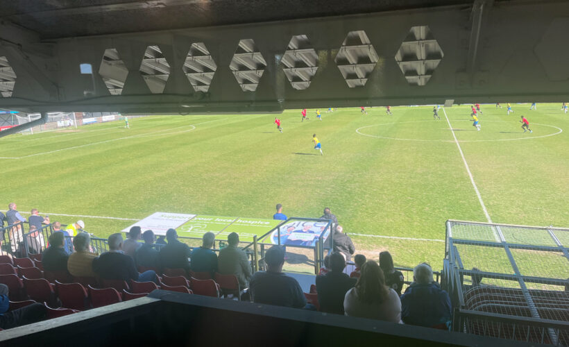 Histon Football Club Raises Over £1,000 for Arthur Rank Hospice Charity